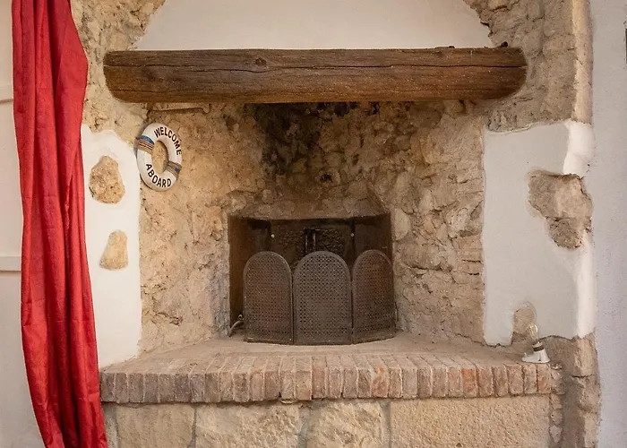 Un Pezzo Di Storia Vicino Al Mare * Rosignano Marittimo
