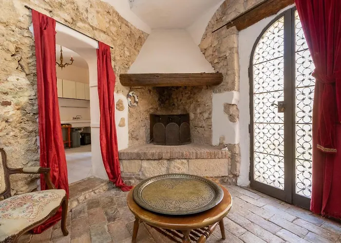 Un Pezzo Di Storia Vicino Al Mare Apartament